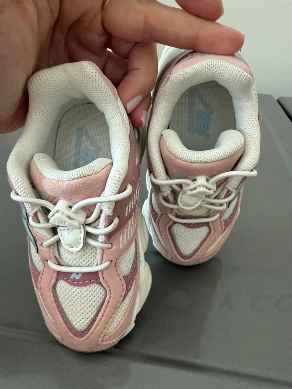 New Balance toddler 9060
